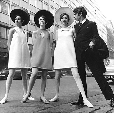 O estilista francês Andre Courrèges foi o percussor da moda futurista dos anos 60 stylo urbano-2