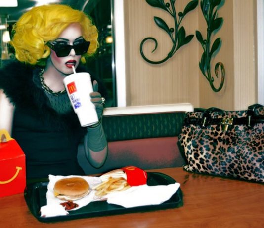 O fast food e o fast fashion são os dois lados da mesma moeda, entenda o por quê!