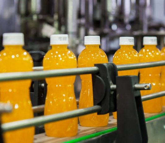 Projeto PHBOTTLE converte águas residuais da indústria de suco em plástico biodegradável