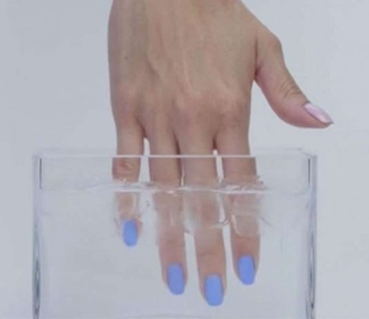 De Blangy, o primeiro esmalte de unha que muda de cor rapidamente