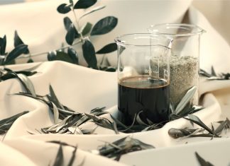 Olivenleder é um curtimento sustentável de couro feito com folhas de oliveira