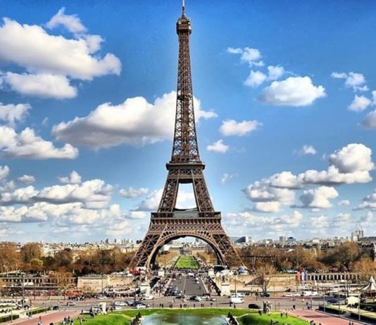 Paris quer se tornar a capital da moda sustentável até 2024