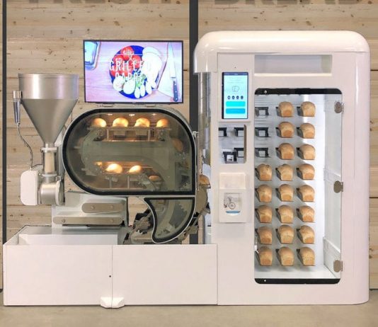 BreadBot : padaria compacta automatizada que produz 10 pães por hora