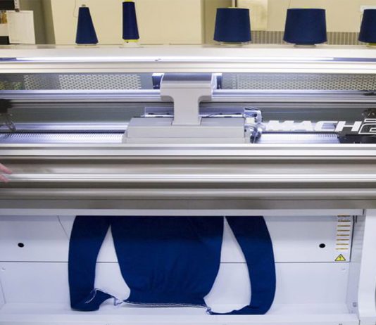 Fábrica de roupas sob demanda corta o desperdício com tecnologia de tricô 3D