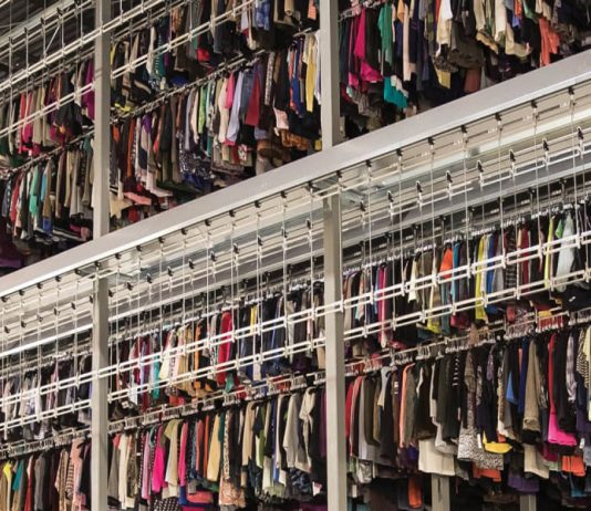 Mercado de roupas usadas cresce mais do que o do luxo!