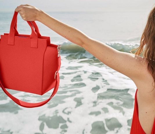 Marca de sapatos Rothy’s lança coleção de bolsas feitas de lixo plástico oceânico