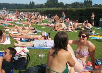 Em Genebra, sede da OMS, a população curte a vida sem “corona pânico”