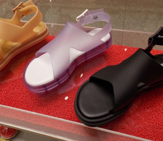 Melissa lança novos calçados feitos de calçados velhos