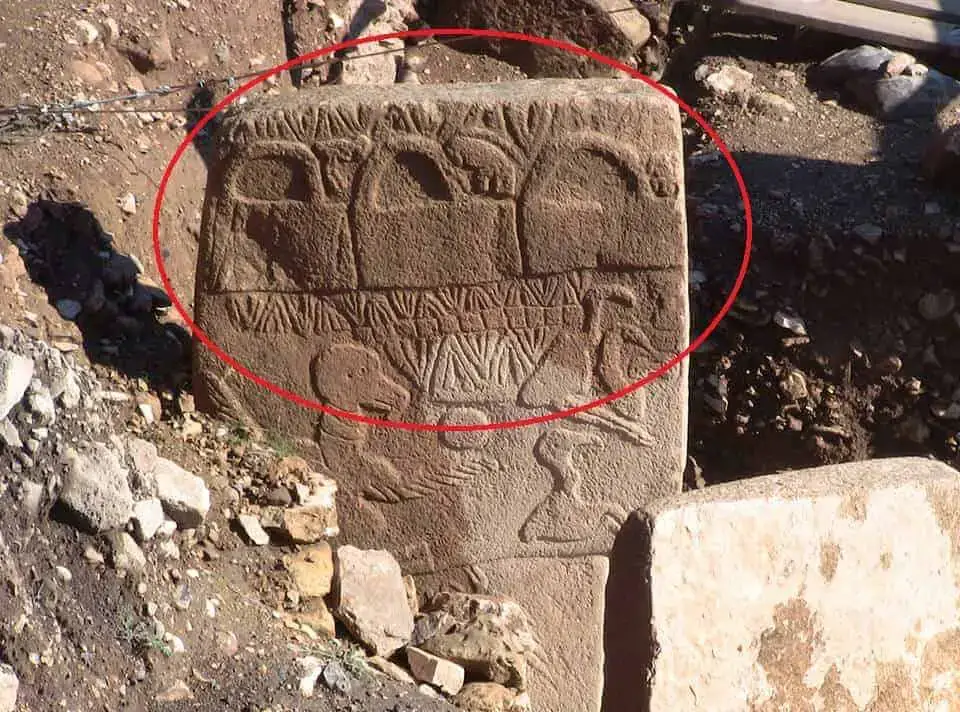 O que é a misteriosa "bolsa" dos Deuses, retratada na Suméria e diversas civilizações antigas? 6