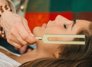 8 benefícios da cura pelo som que qualquer pessoa pode usar – ela pode curar o câncer?