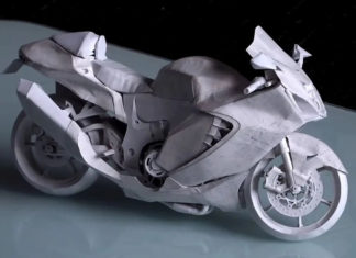 Artista japonês recria a moto Suzuki GAX1300R Hayabusa 100% em papel