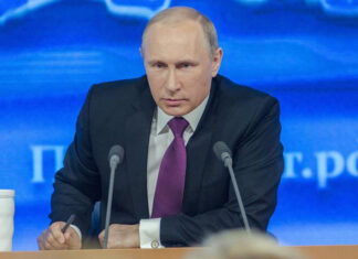 Vladimir Putin completa 70 anos “jovem e fresco” na aparência