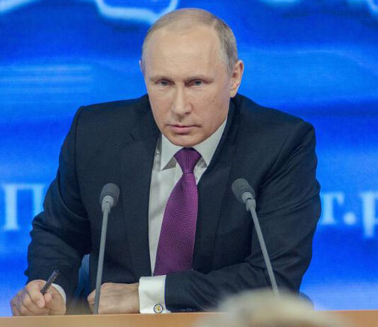 Vladimir Putin completa 70 anos “jovem e fresco” na aparência