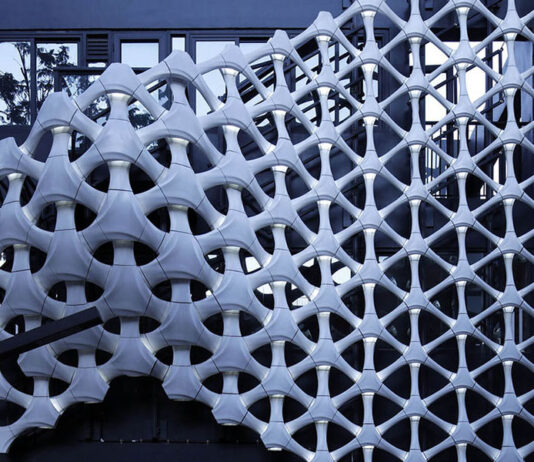 Arachne – Um sistema de fachada de edifício impressa em 3D