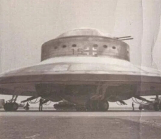 A Sociedade Vril, Eisenhower e os OVNIs nazistas