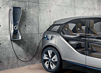 Carros elétricos e por que são ruins sem a energia livre