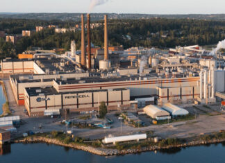 A primeira fábrica de reciclagem têxtil em escala comercial do mundo é um marco na abordagem do colossal problema dos resíduos da moda.