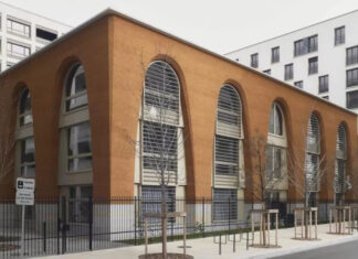 Os belos arcos deste edifício foram feitos de taipa de pilão