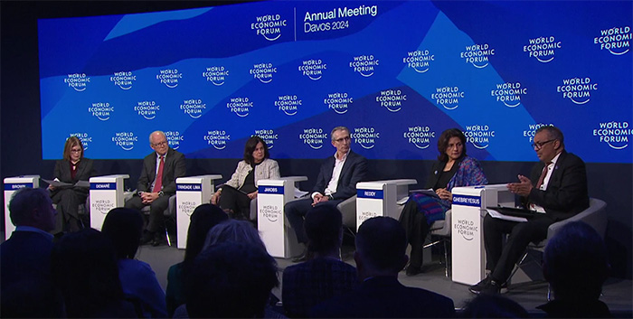 Os 6 momentos mais perturbadores da reunião do Fórum Econômico Mundial em 2024 6