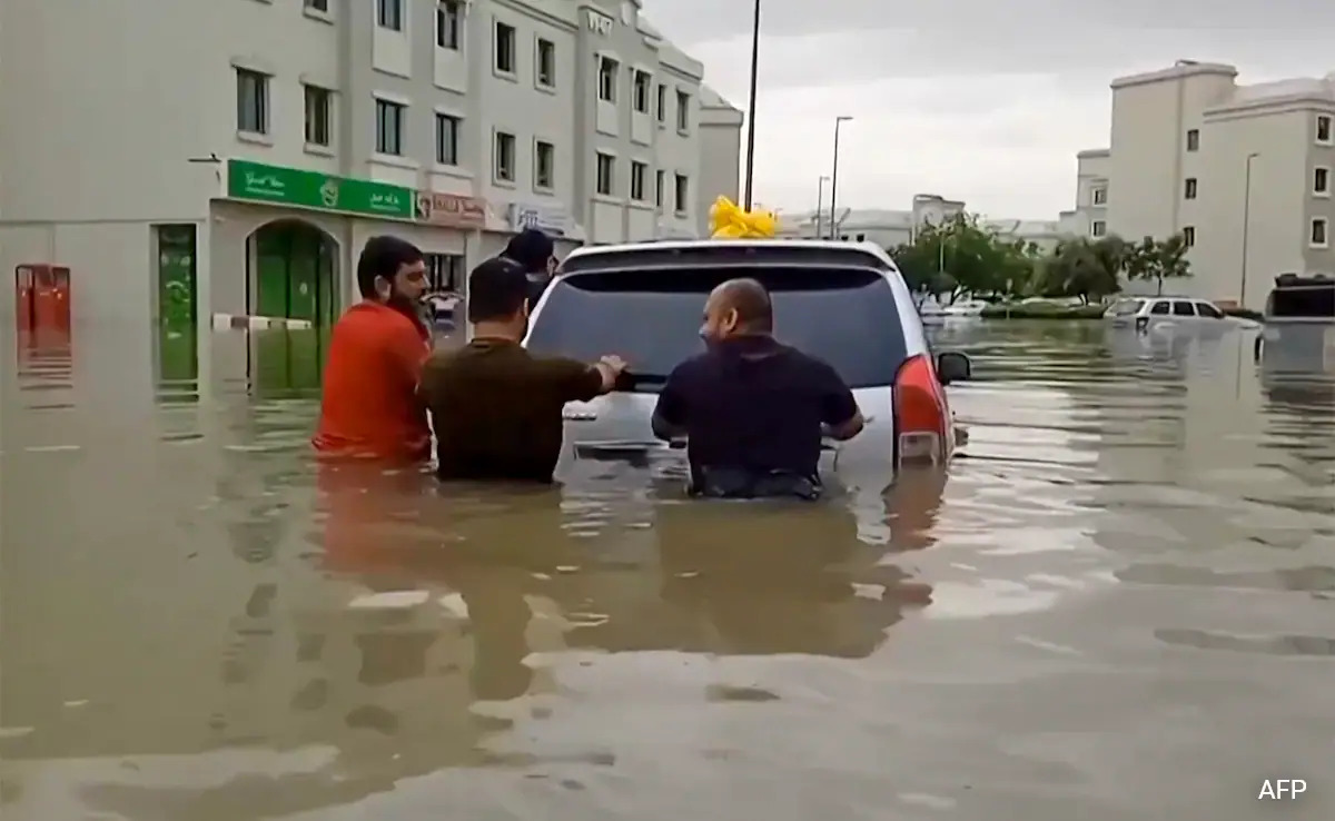 Dubai fica debaixo d’água devido a manipulação do clima