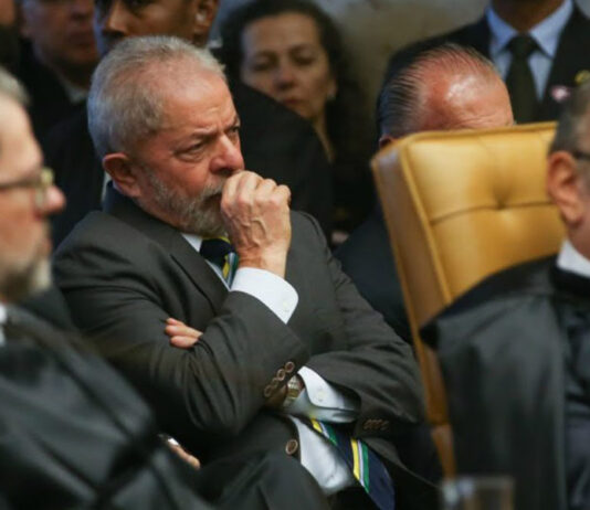 A verdade por trás do desespero do governo Lula para censurar as redes sociais.