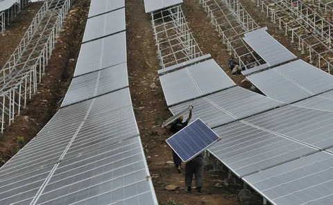 Interruptores de segurança secretos encontrados em painéis solares exportados da China: "Eles podem destruir a rede elétrica." 1