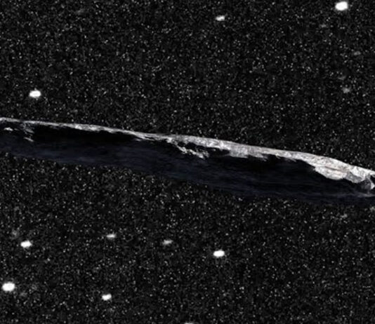 Astrofísico sugere que objeto intergaláctico 3I/ATLAS poderia ser uma nave alienígena “hostil” que viria atacar a Terra em novembro.