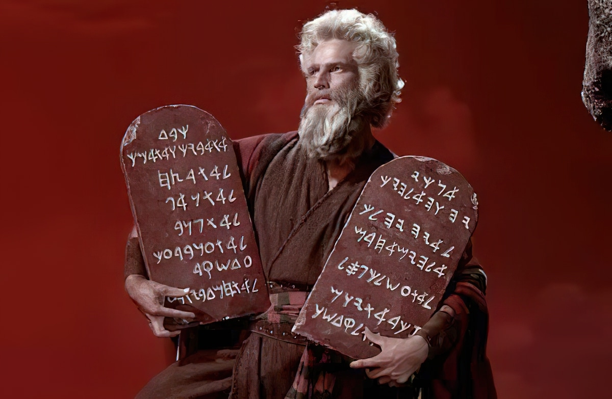 Justiça e Carma. Então, o lado bom sempre vence? Errado.