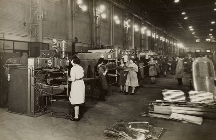 Escolas públicas são campos prisionais de doutrinação em massa. 2