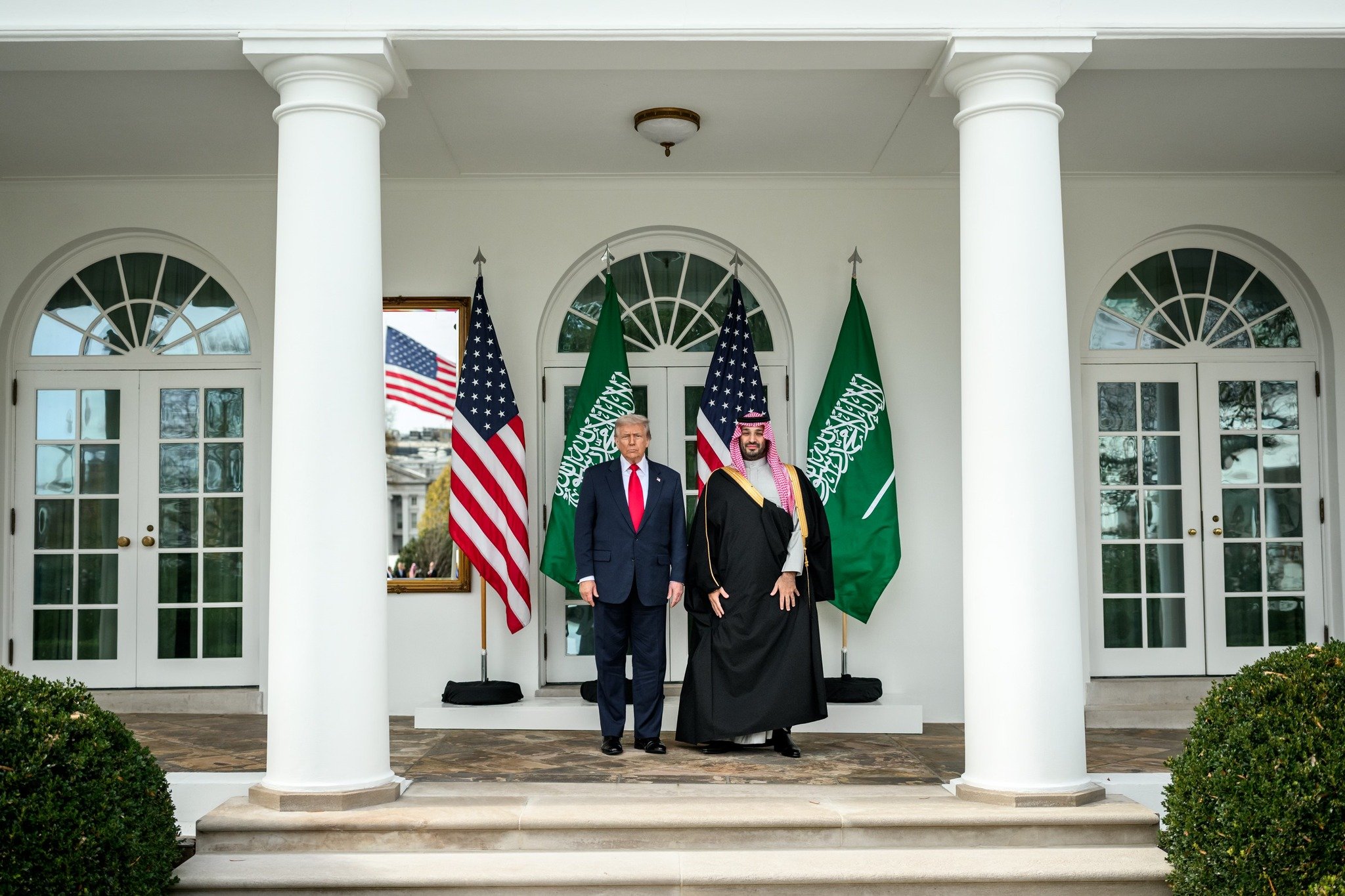 A aliança de Trump com o príncipe saudita Mohammed bin Salman contra a Cabala globalista. 5