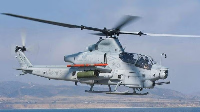 Extraterrestres estão usando naves com aparência de helicóptero militar para operações na Terra. 1