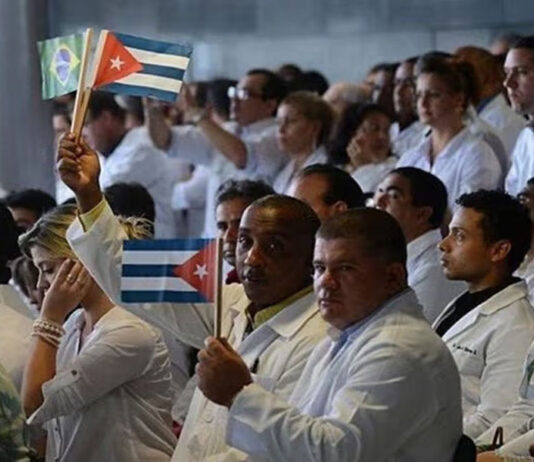 O programa “Mais Médicos” do PT virou alvo dos EUA por trabalho escravo.