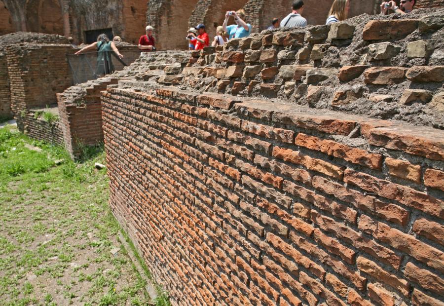 O Coliseu de Roma foi construído no Renascimento? 9