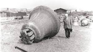 Por que a maioria dos sinos antigos do mundo foram removidos? O poder esquecido do som e da frequência. 1