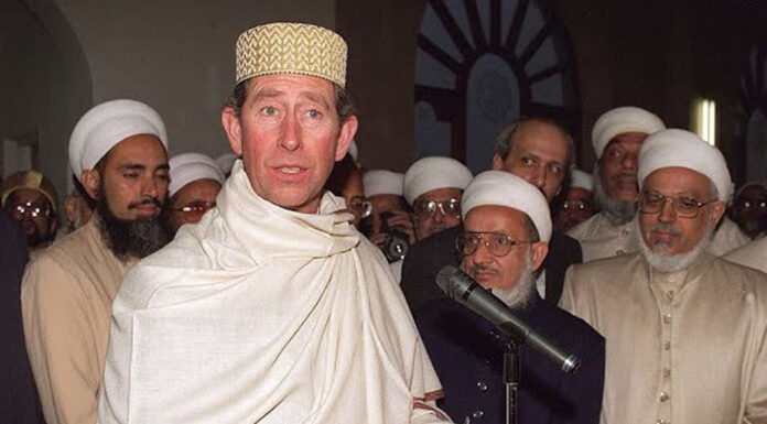 Carlos III, o rei muçulmano do Reino Unido visita os Estados Unidos.