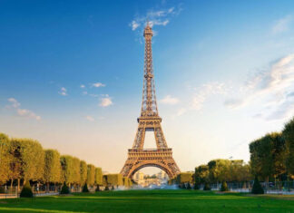 Gustave Eiffel, Nikola Tesla e os mistérios sobre a construção da Torre Eiffel em Paris.