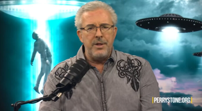 Divulgação sobre extraterrestres deixa pastores cristãos americanos nervosos!