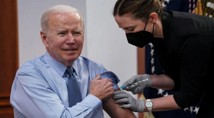 Biden isentou os membros do Congresso e juízes da obrigatoriedade de vacinação contra a Covid pois sabia que as injeções eram tóxicas.