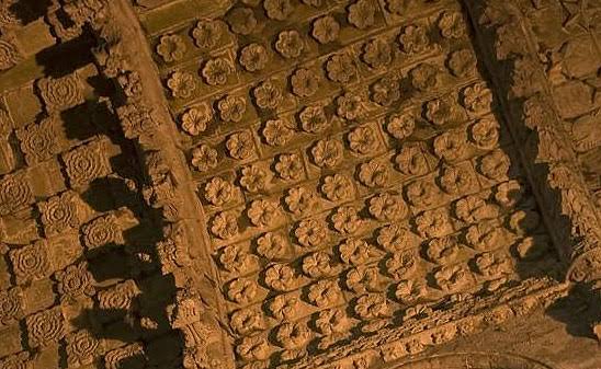 Música congelada em pedra: A cimática nas Catedrais como tecnologia de consciência e cura. 2